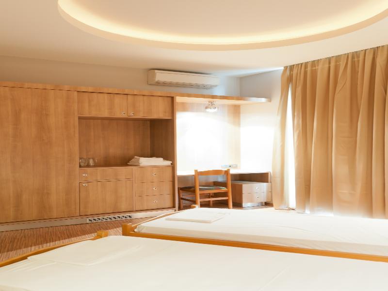 Metropolis Hotel セレス エクステリア 写真
